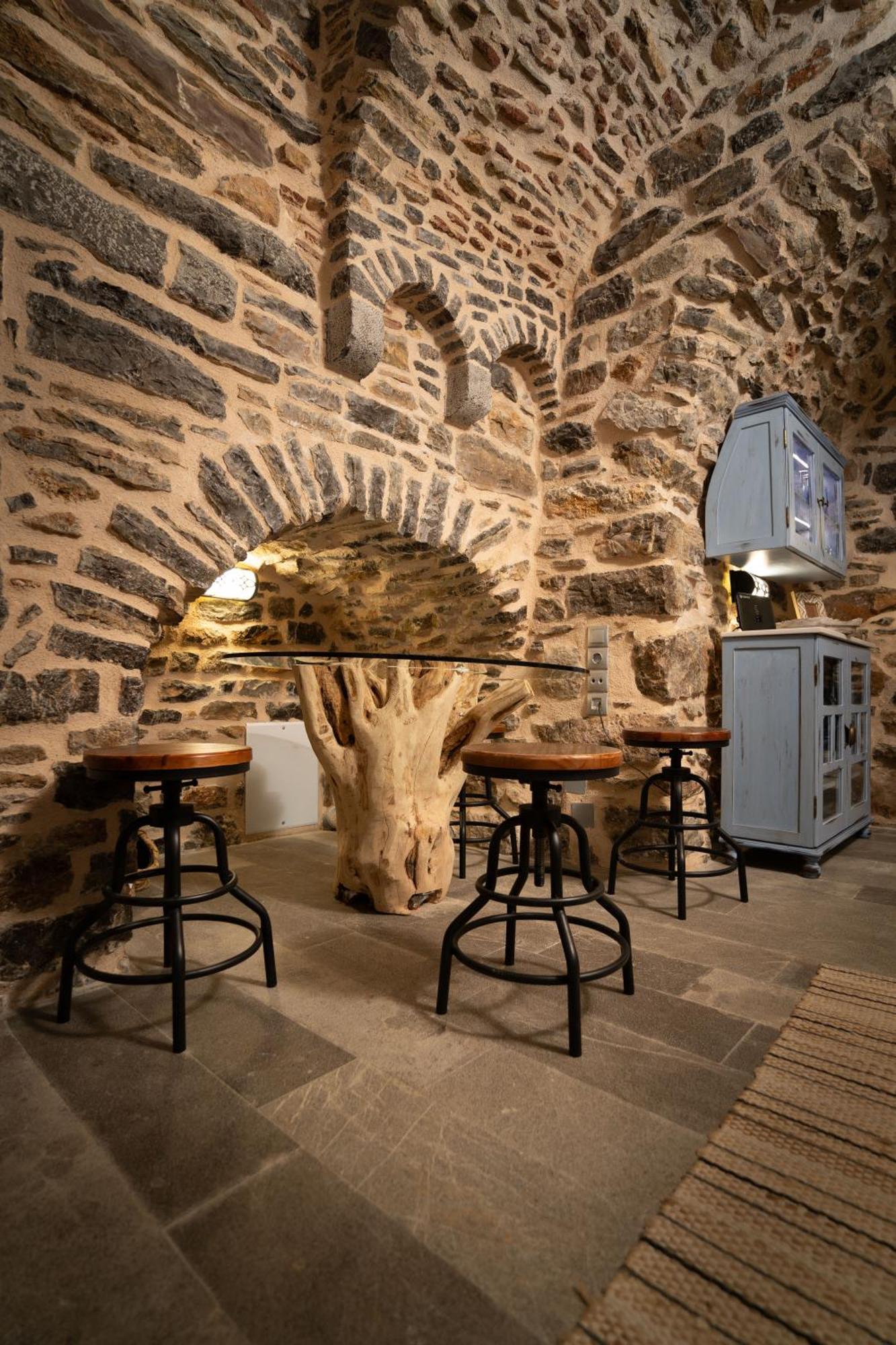 Byzantine Home In The Castle Места Экстерьер фото