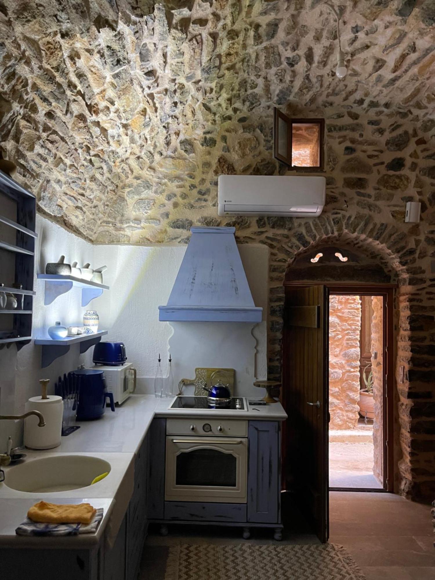 Byzantine Home In The Castle Места Экстерьер фото